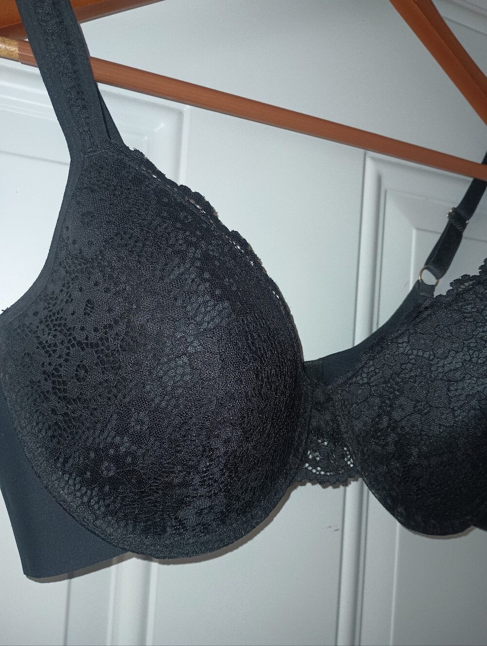 Women's Black Lace Padded Bra. Jessica Simpson